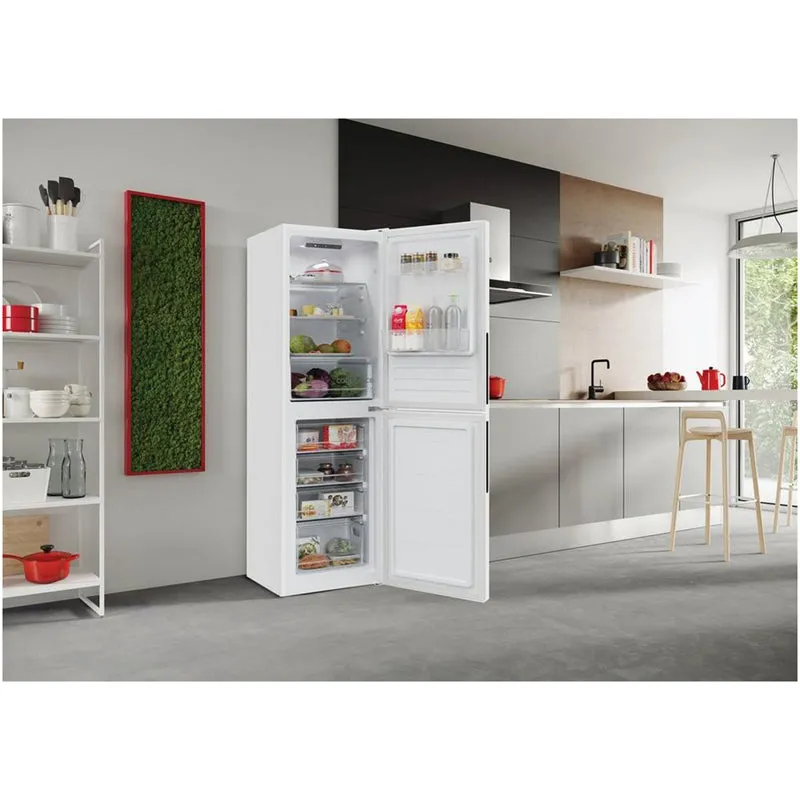 Hoover HVT3CLECKIHW 54.5cm Fridge Freezer White