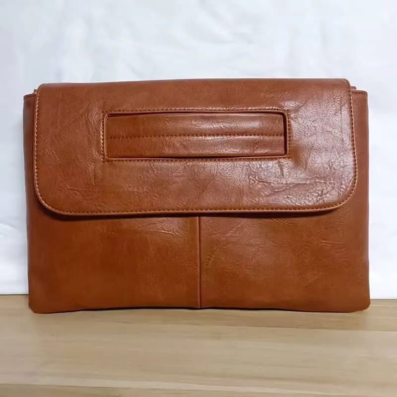 Large capacity envelope clutch bag